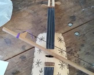 Tarahumara violin decor