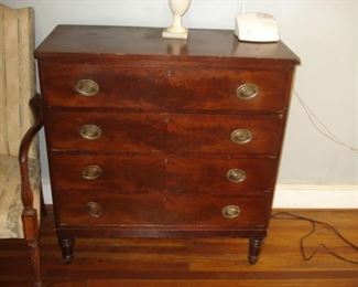 Mahogany  4 drawer chest, Alabaster table lamp