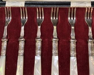 Set of mother-of-pearl handled cocktail forks