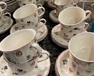 Villeroy & Boch dishes (since 1748)