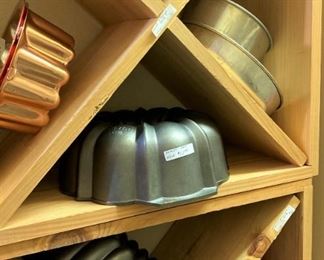Baking pans