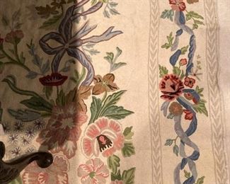 Love rug - 4 feet x 6 feet