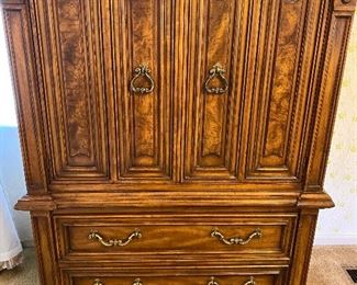 Drexel gentleman's chest