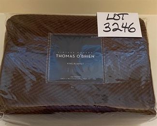 Lot 3246.  $45.00 New Vintage Modern Thomas O'Brien king Blanket.  Brown tweed, rich neutral blanket 970% rayon/30% cotton)		