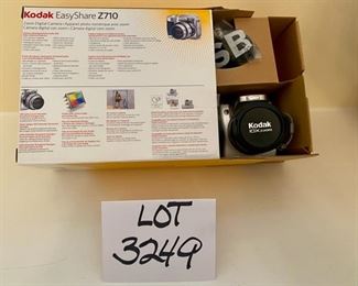 Lot 3249.  $30.00 Kodak Easy Share Printer Dock and Digital Camera. G600+Z710