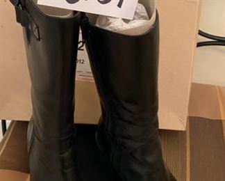 Lot 3257C.$125.00 J. Crew Boots, size 7M touring boot.  Original Box