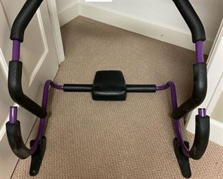 Lot 3285. $15.00 Abs Trainer.  Get Abs of Steel Using this!!