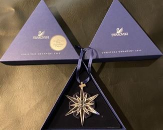 Lot 3311K.  $90.00.  Swarovski 2005, Crystal Snowflake Ornament		