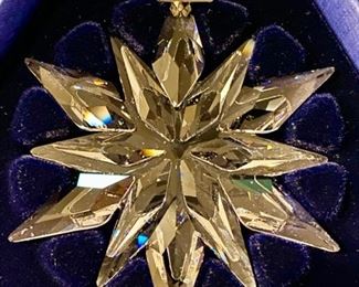 Lot 3311P.  $85.00.  Swarovski  2011, Crystal Snowflake Ornament	
