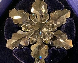 Lot 3311N.  $85.00.  Swarovski 2008, Crystal Snowflake Ornament	