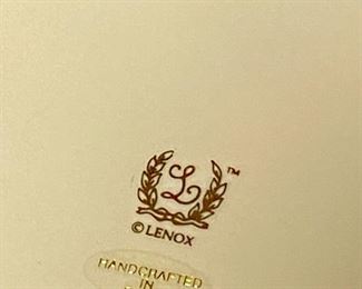 Lot 3351. $52.00. Lenox vase (8"x4.5"dia), milk glass bud vase, Royal Crown Robin Bird Music Box (7"h in porcelain), and a white alabaster love bird made in Italy