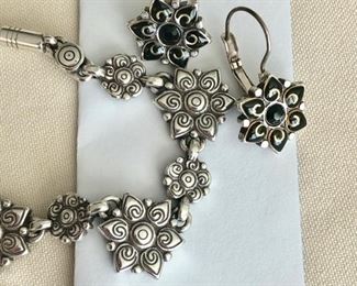 $20.00    BRIGHTON set reversible necklace and earrings