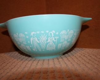 50% OFF ALL PYREX PIECES                                                    $25. Amish Butter Print #442. Turquoise, 1.5 qt.