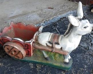 Dominick the donkey cement