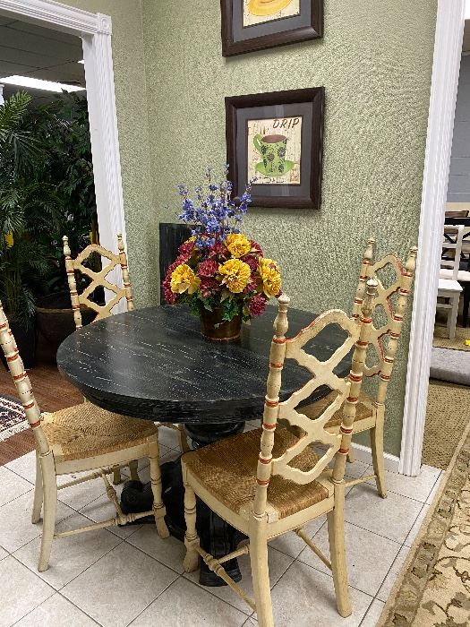 Estate sale of D&W furniture store in Abilene, TX starts on 10/16/2020