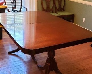 Duncan Phyfe dining table