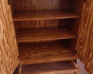 Armoire