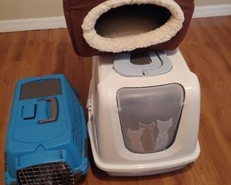 Cat Kennels, Litter Box & Kitty hide a way