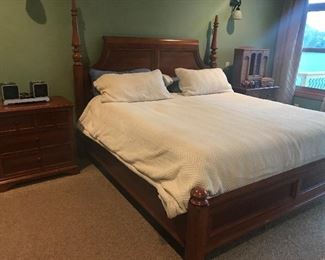 King bedroom set 