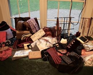 Jewelry, bags & scarves