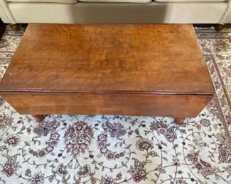 FR114  Coffee Table with drop leaves