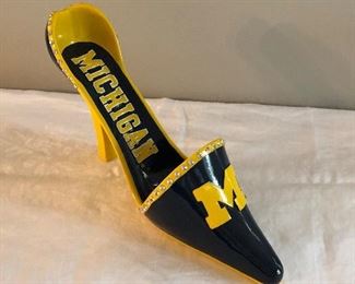 U of M shoe $18. 12" long