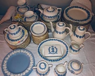 86 pc. Wedgewood Queen’s Ware Set $300