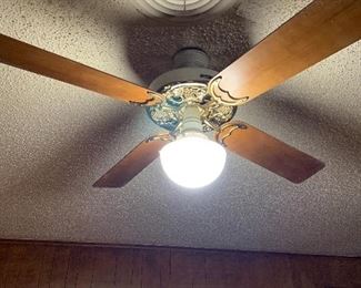Hunter original ceiling fan, 4 blade, cast iron housing, "all motor"...last forever!
