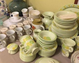 Vintage china, Corning ware dishes