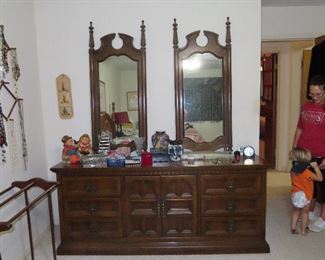 1970's Dresser