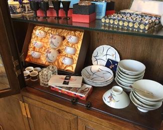 #26 A beautiful tea set, and rice bowls, acrylic and china napkin rings