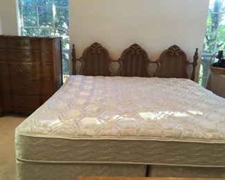 #44 Vintage King Bed
