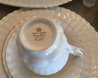 Royal Albert label 