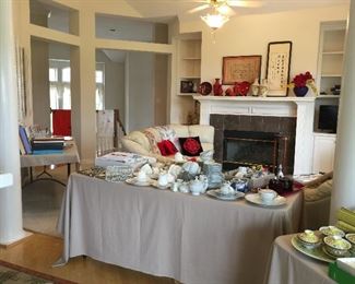 Looking back across the upstairs den!