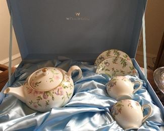 Wedgwood "Sweet Plum" tea set