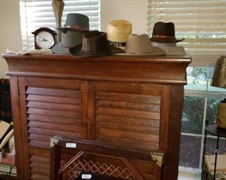 Entertainment Cabinet
Hats
Asian Wood Art
