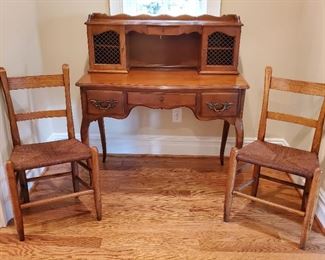 desk: 44"h x 41"w x 20"d, chairs (2) 34"h x 18"w x 16"d