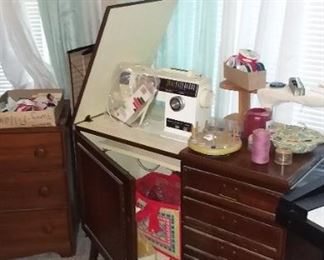 Vintage working sewing machine 