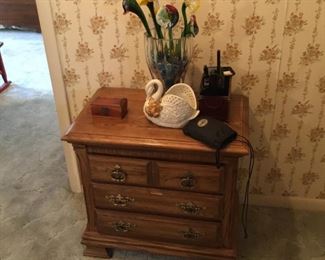 Bedside table 