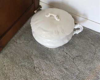 Chamber pot