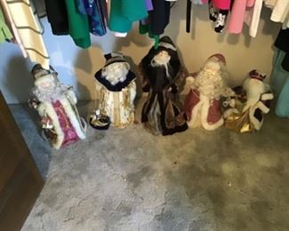 Bedroom left of hall bathroom 