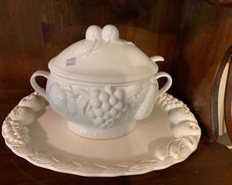 Soup bowl with ladle, large serving tray