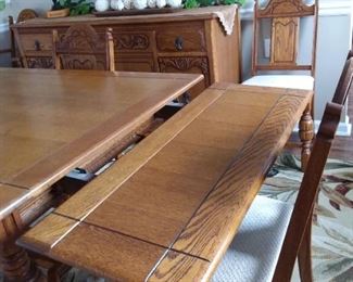 Table extends 18" on each end.