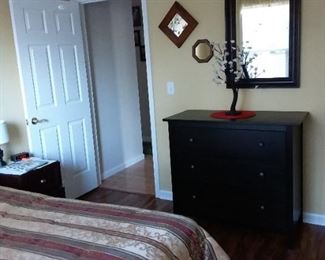 Dresser, new and never used, mirrors.
