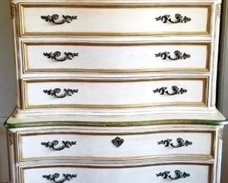 Henredon French Provincial Chest of Drawers