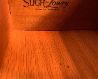 Vintage Sligh-Dowry Desk with Leather Inlay