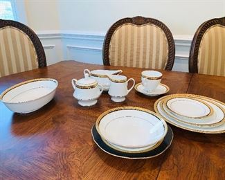 Noritake Kingswood, Gold Rimmed, 122 Pieces.  Service for 16.