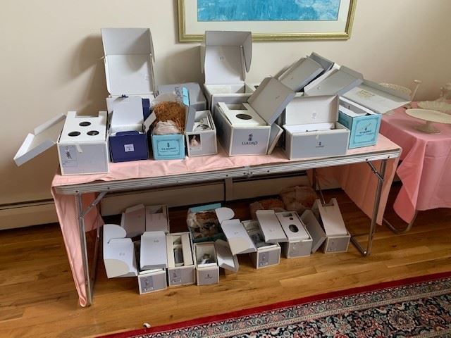 great condition LLardros in boxes ( 125 pc's ) all types and sizes