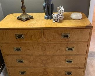 Vintage Henredon Campaign Style Burl Wood 5 Drawer Dresser/Chest.