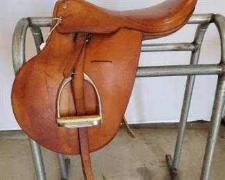 191
English Riding Saddle
16" English Riding Saddle. Saddle has stirrup leathers and irons. Saddle is in good working condition.